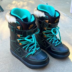Nike Zoom Force 1 Snowboard Boots